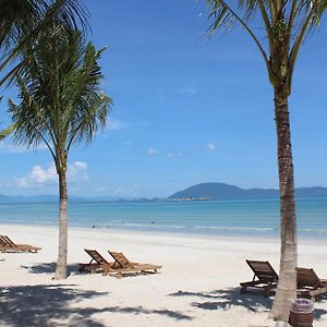Gm Doc Let Beach Resort & Spa